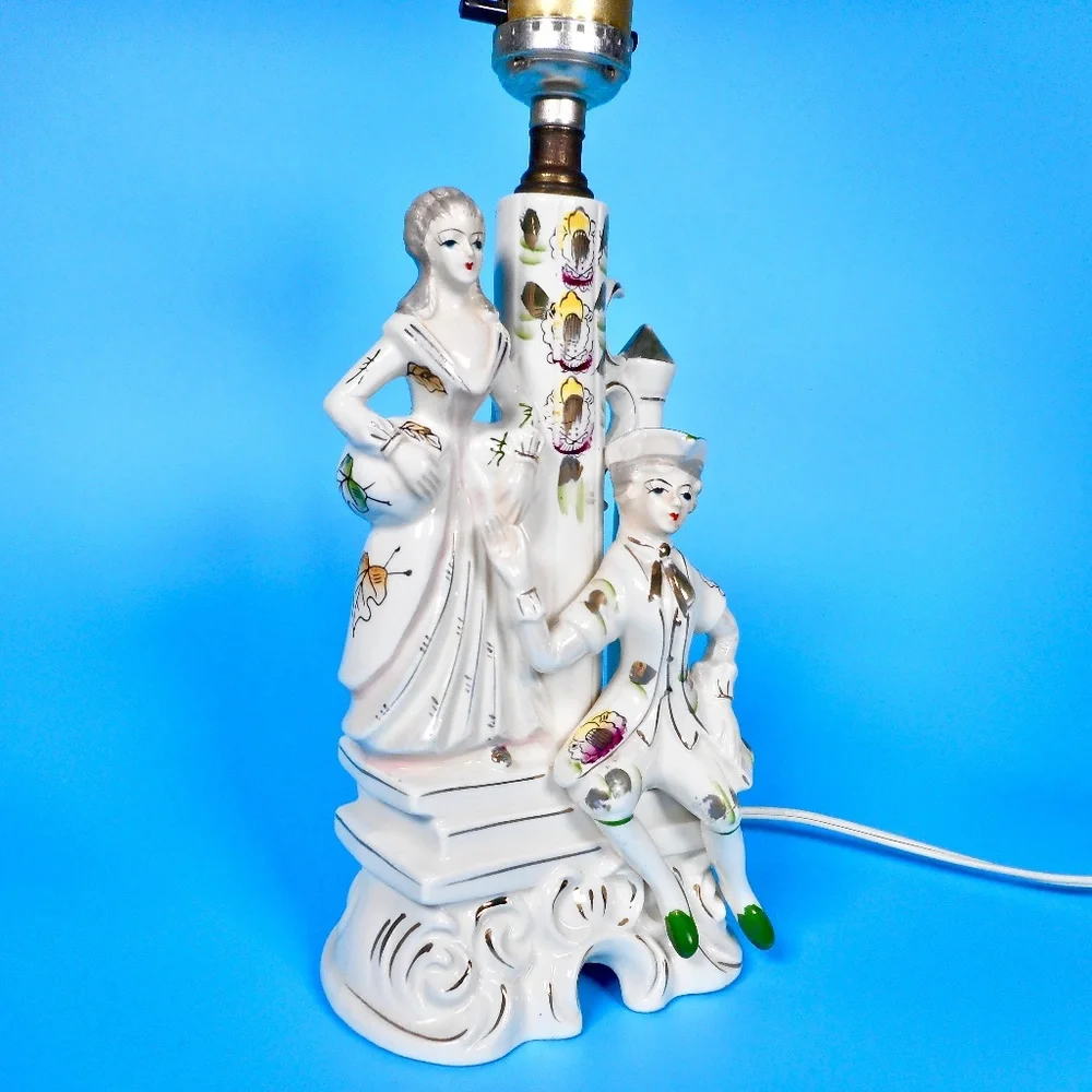 VTG 50s Porcelain Gold Gilded Boudoir Lamp Victorian Couple Courtship Steampunk